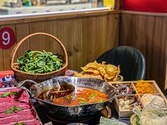 -由衷贵州酸汤牛肉火锅(新桥店)