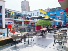 -星巴克臻选(金桥国际店)