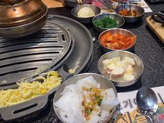-GOGIYA·咕叽吖韩国传统烤肉店(东方新天地店)