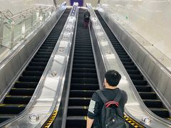 -红土地(地铁站)