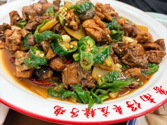 -鲁南仔·滕州炒鸡(经三路店)