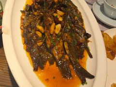 -黄泥岗·地道湖北菜(奥特莱斯店)