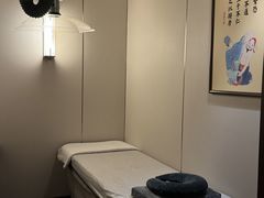 -裕和堂中医推拿艾灸(太古汇臻品店)