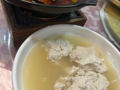 -土砂锅生态山庄·非遗砂锅雅鱼