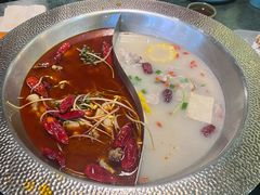 -麻田会 ·鲜活现烹·牛蛙火锅(珠江新城维家思广场店)