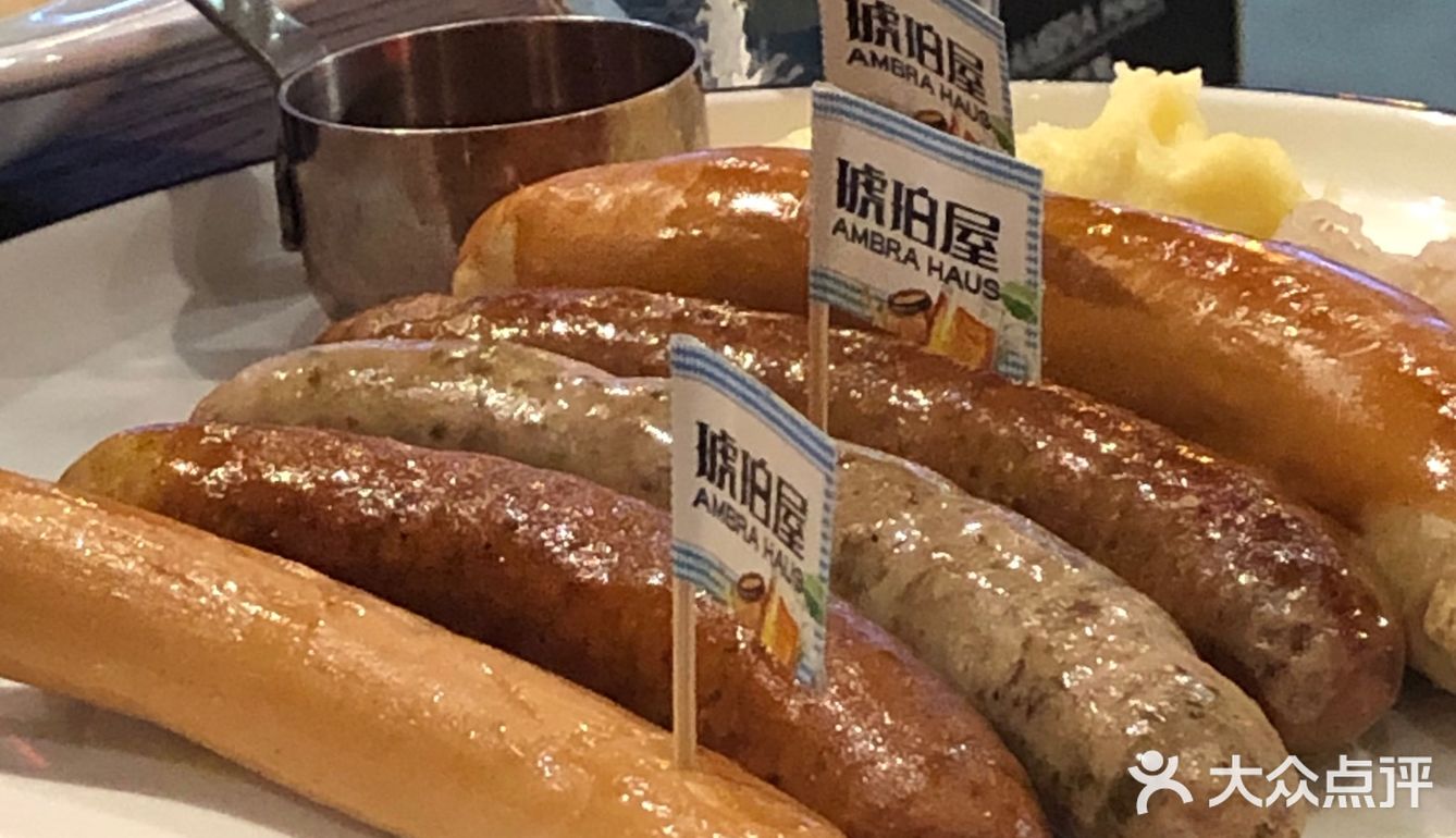 离开武汉后的第一顿,只能说肘子🍖真香
