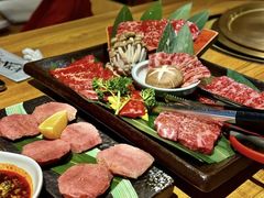 -炼火烤肉店