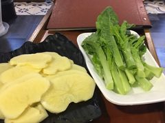 -土连锅·现熬养生汤锅(梁家巷店)