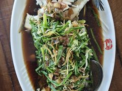 清蒸石斑鱼-大螃蟹海鲜餐厅
