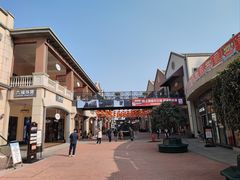 -王府井奥莱临潼小镇(临潼店)