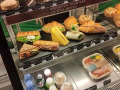 -星巴克臻选(南京金茂览秀城店)