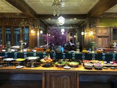 自助取餐区-松赞拉萨林卡酒店