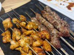 羊肉串-西街夜油条·麻团包乌饭