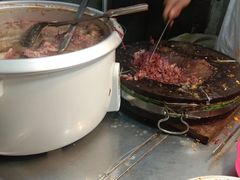 -清真马乐贝腊牛肉蛋黄菜夹馍(马蓉洒金桥店)