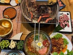 -合易泓烤肉·海肠捞饭(火车站店)