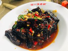 -独一佳老胡湘菜馆(矿山路店)