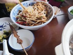 -亿诣蝎府炸酱面羊蝎子火锅(酷车小镇店)