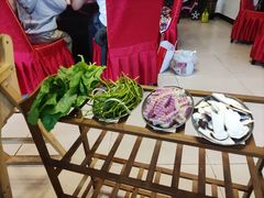 -老石黑山羊毛驴肉火锅(金凯广场店)