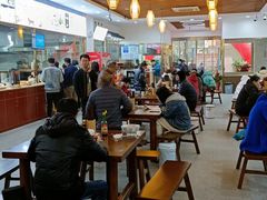 大堂-裕新楼粉面馆·石磨手工粉(四方坪店)