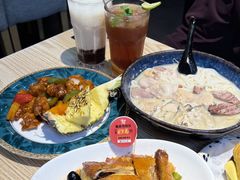 -滋味满屋美食坊(上海街店)