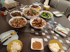 -天鹅到家·保姆月嫂育儿嫂(总店)