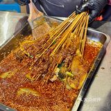 可以永远相信！昆明人排队都要吃的串串！ 