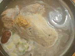 -长寿参鸡汤(朝韩风情街店)