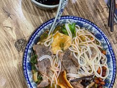 -柳石居柳州螺蛳粉(万达店)