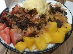 海盐芝士芒果草莓雪冰-Ice Monster冰馆·CNN评选全球十大甜品(国贸商城店)