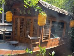 -绿茶餐厅(龙井船宴· 品牌总店)
