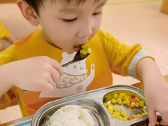 -绿城奇妙园双语日托(华茂悦峰园区)