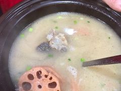 -江城燕子大排档(江汉路步行街店)