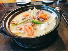 -有一锅·野生菌黑山羊腊排骨火锅(古城北门店)
