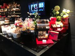 -Salon de The de Joel Robuchon(外滩18号店)
