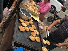-老西关黄老太牛肉烧饼