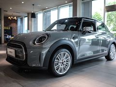 -南充通源宝马4S店(高坪店)