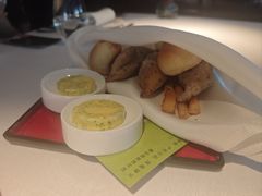 -弦月窗LUNETTE BY AMANDA(复兴路店)