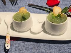 -弦月窗LUNETTE BY AMANDA(复兴路店)