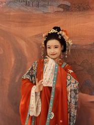 -汉仪华裳汉服馆(打浦桥店)