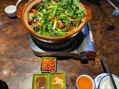 -胡须佬鸡煲四季火锅(海雅缤纷城店)