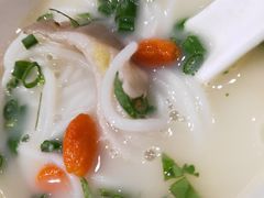 -鲜呦蒸汽石锅鱼(北辰路店)