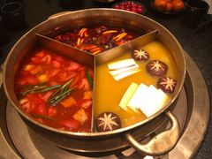 -湊湊火锅·茶憩(打浦桥日月光店)