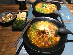 -八月美食小馆(银泰城总店)