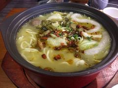 -周鱼小馆石锅酸菜鱼(活力汇店)