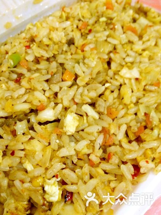 两蛋一腥酸菜炒米