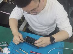 -苹果华为小米手机维修中心