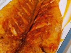 -赶海部落海鲜城(海阳路店)