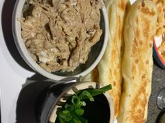 虾酱卷子-渔民船说·北塘海鲜·天津菜·海肠捞饭(北塘古镇店)