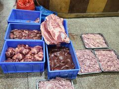-标记美食新鲜猪杂(兴南大道店)