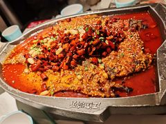 -江边城外烤全鱼(世茂广场店)